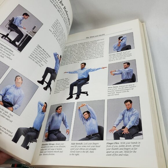 Readers Digest Family Guide to Natural Medicine Hardback Health Book - Picture 9 of 11